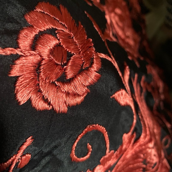 Vintage Silk Piano Shawl - Black Long Fringe Shawl with Red Floral Embroidery - Picture 10 of 10